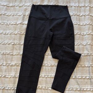 Lululemon Women's Black High-Waisted Leggings with mesh detail